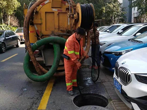 嘉陵排污管道清淤